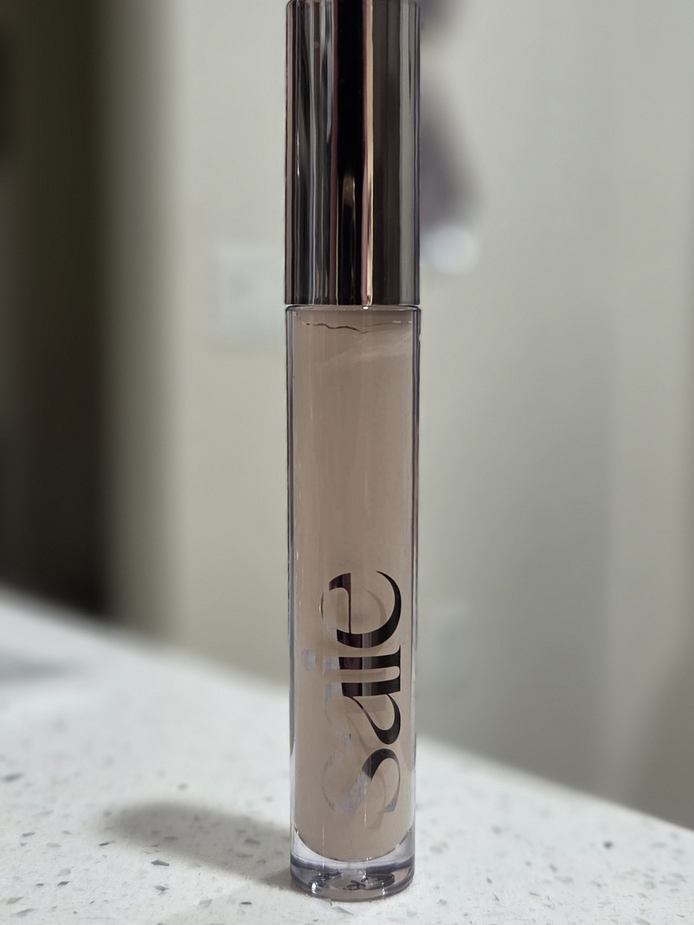 Sheer Nude Lip Gloss – Neutral Beige ~ HB HALF